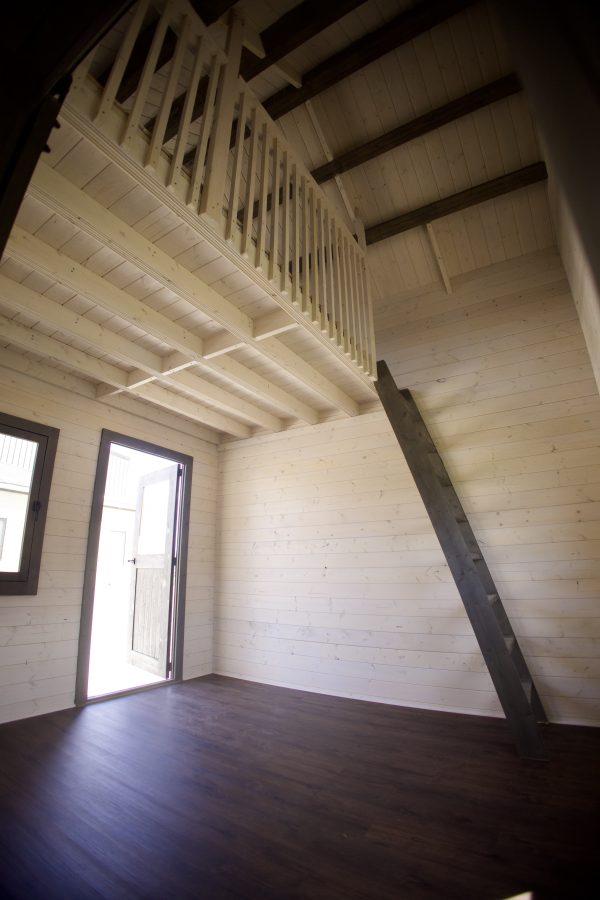 Alcove Bunkie 160 With Loft (with extra room!) - Image 4